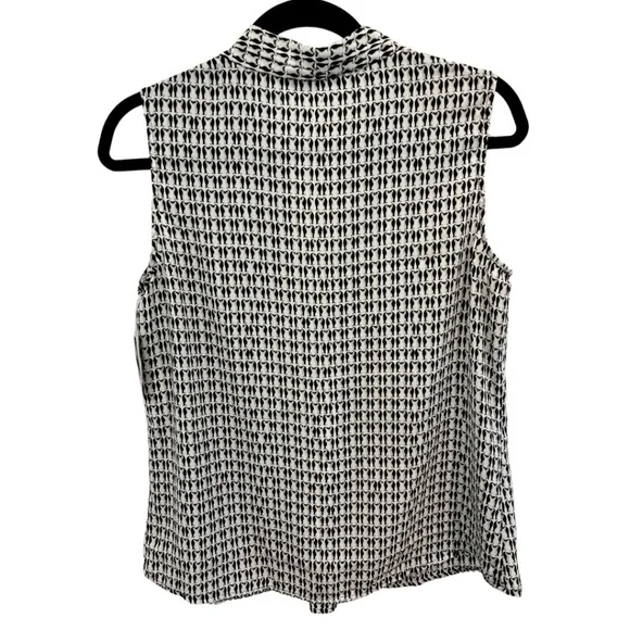 Nine West Black Beige White Sleeveless V-Neck Front Pleat Top Size M NWT - Picture 4 of 4